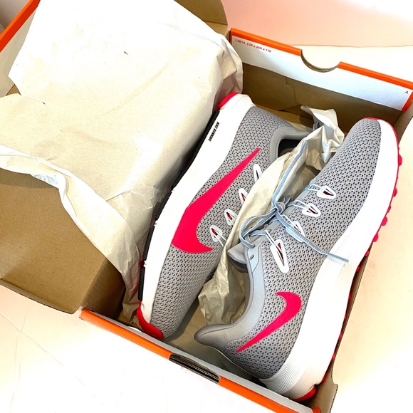 NIKE Quest 2 Running Athletic Shoes NIB - Picture 11 of 11